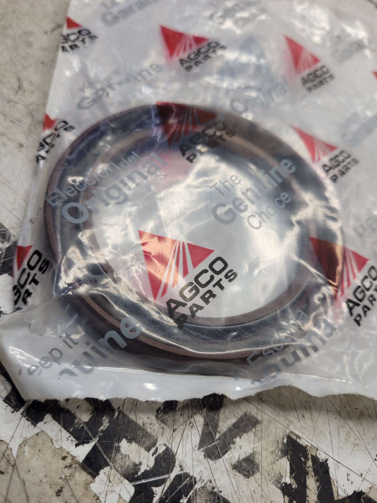 72376793 NEW AGCO SHAFT SEAL