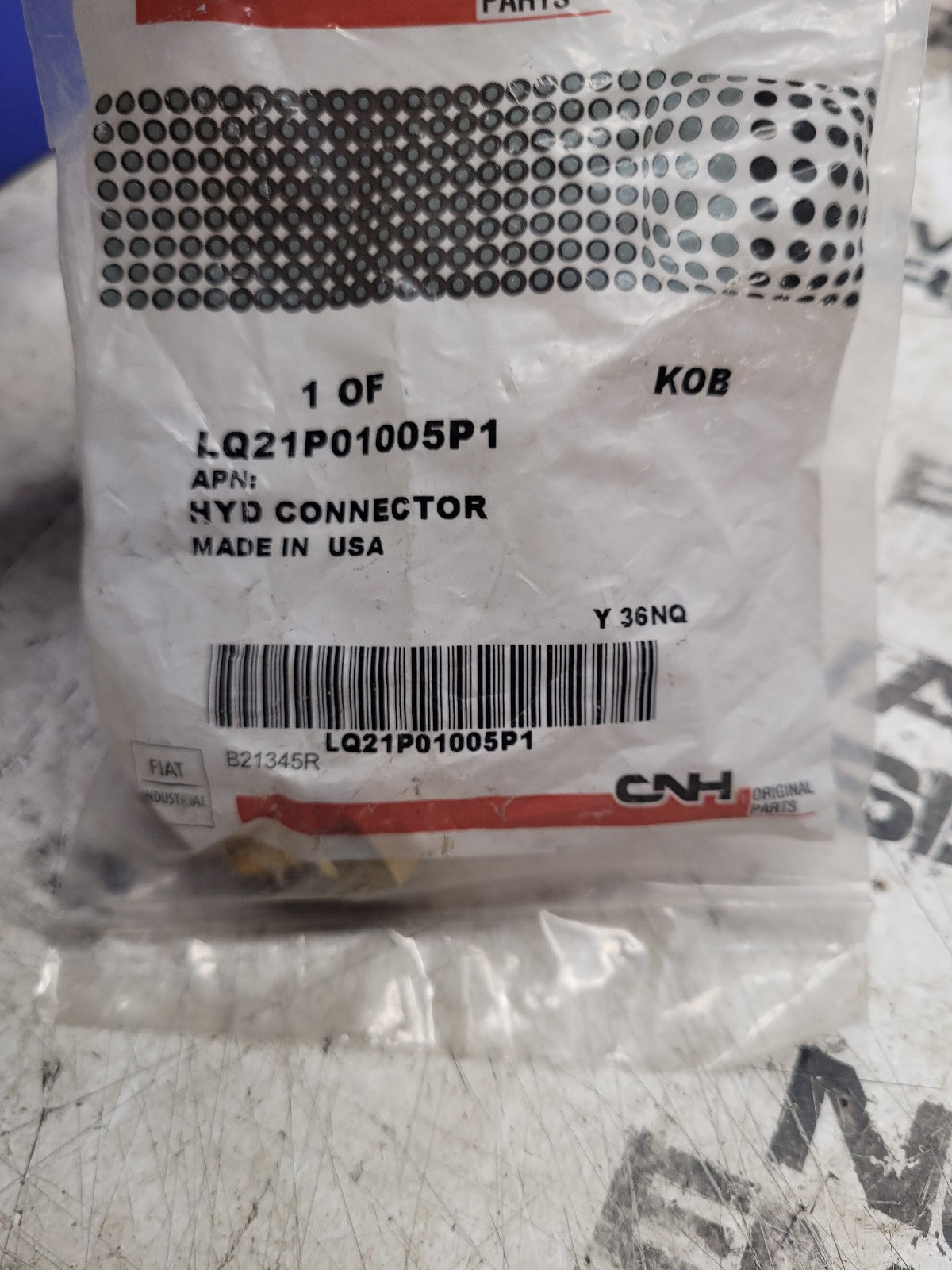 NEW AGCO LQ21P01005P1 CONNECTOR
