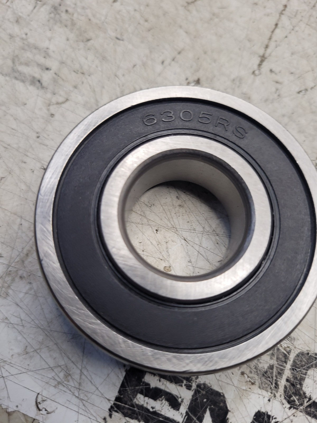 NEW 6305-2RS-1 Deep Groove Ball Bearing