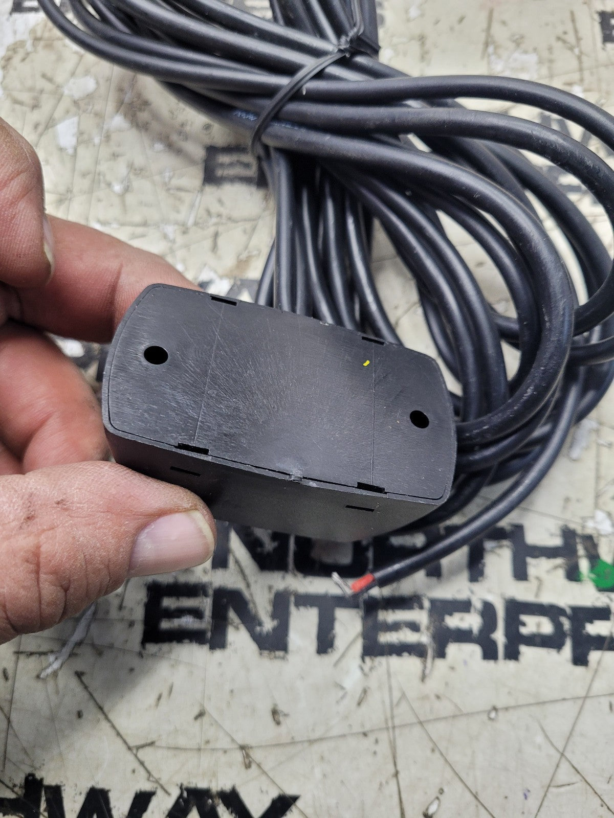NSB-WSMP ; On/Off Momentary Actuator Switch
