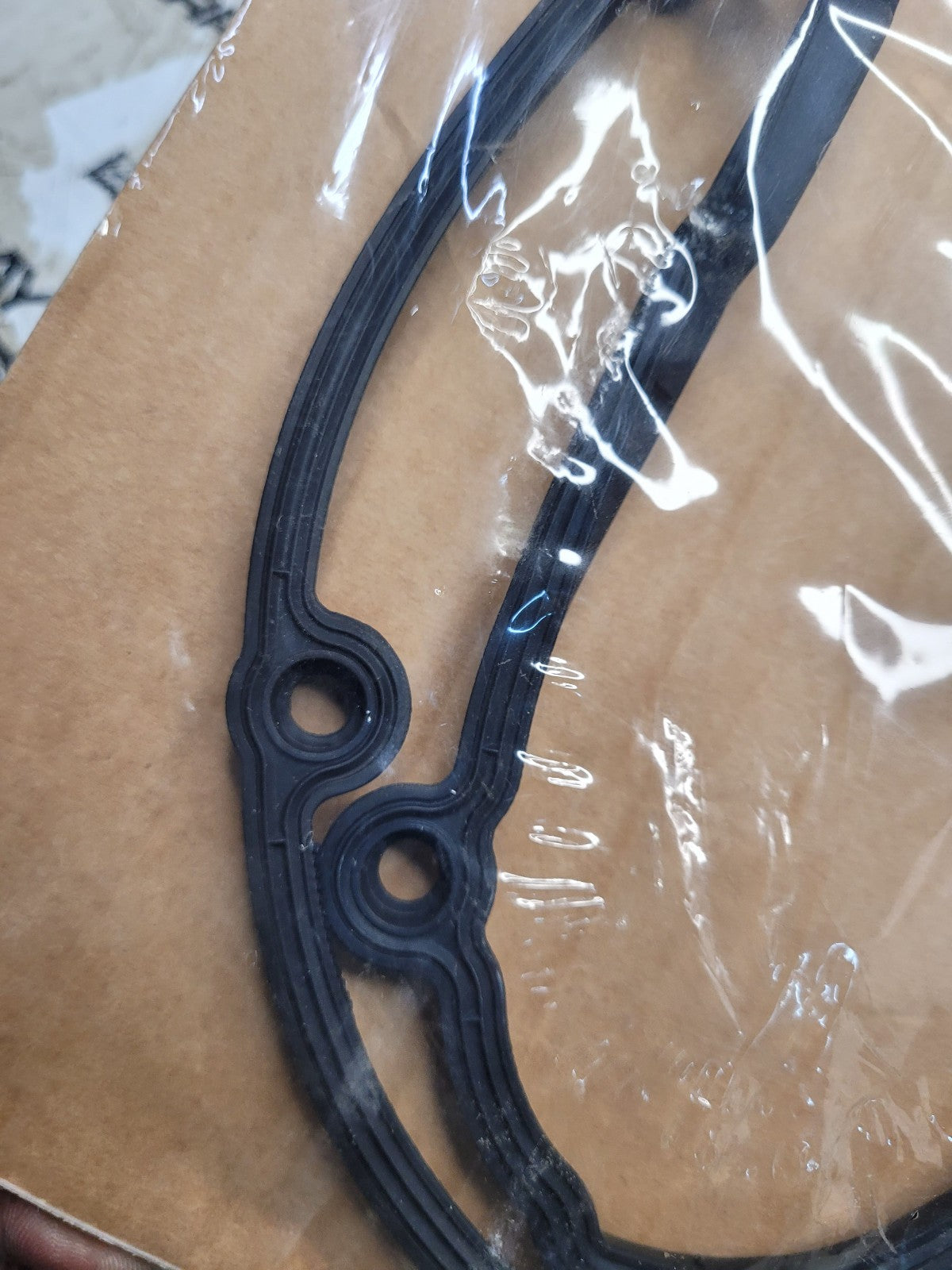 Agco 72451950 Valve Cover Gasket, Cylinder Head Cover