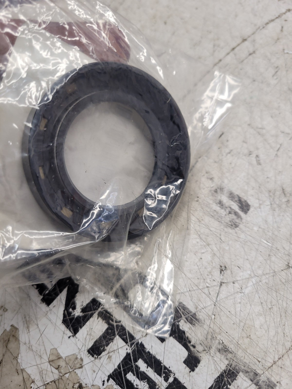 NEW KUBOTA 09403-55511 SEAL OIL 0940355511