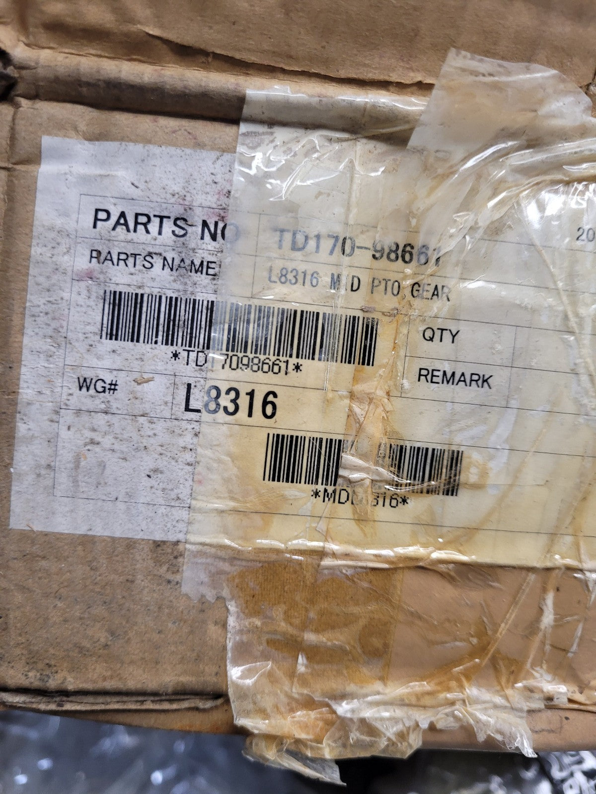 New OEM Kubota L8316 (TD170-98661) MID PTO GEAR KIT for E30 OEM Kubota L8316