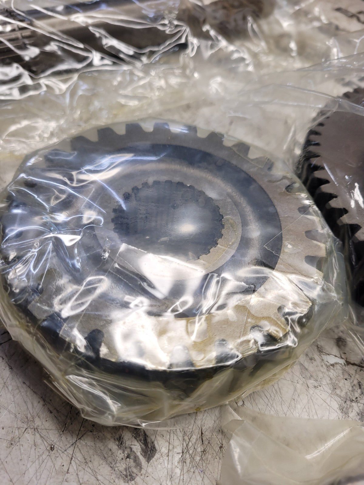 New OEM Kubota L8316 (TD170-98661) MID PTO GEAR KIT for E30 OEM Kubota L8316