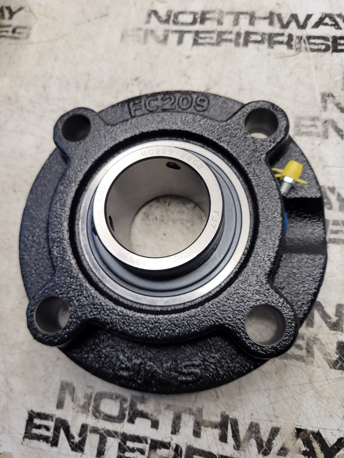 New SNR Bearing UCFC-209-28 RAL 9005 1 3/4" Round Flanged Mounted Bearings