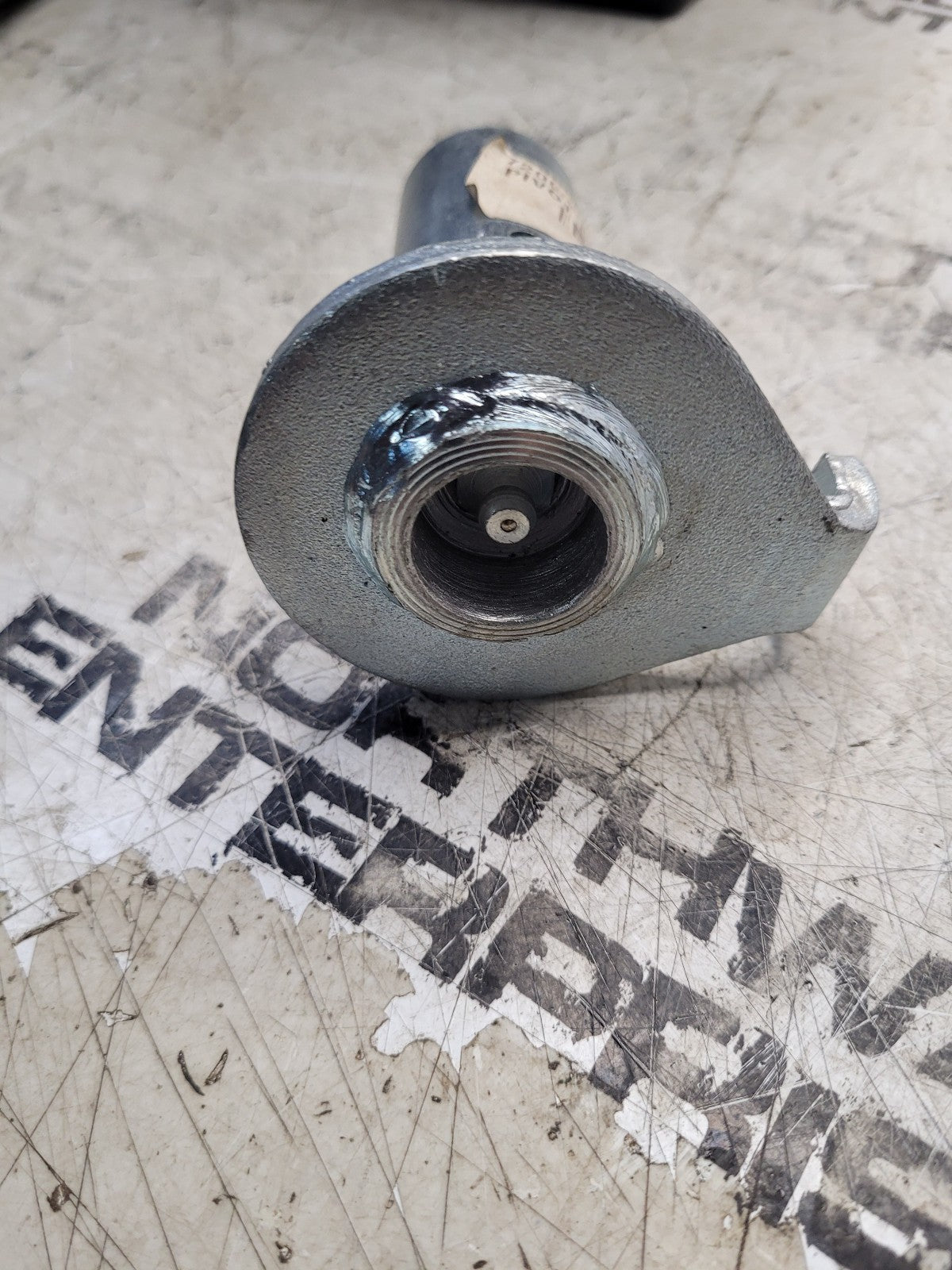 7200004588 PIVOT PIN 30MM