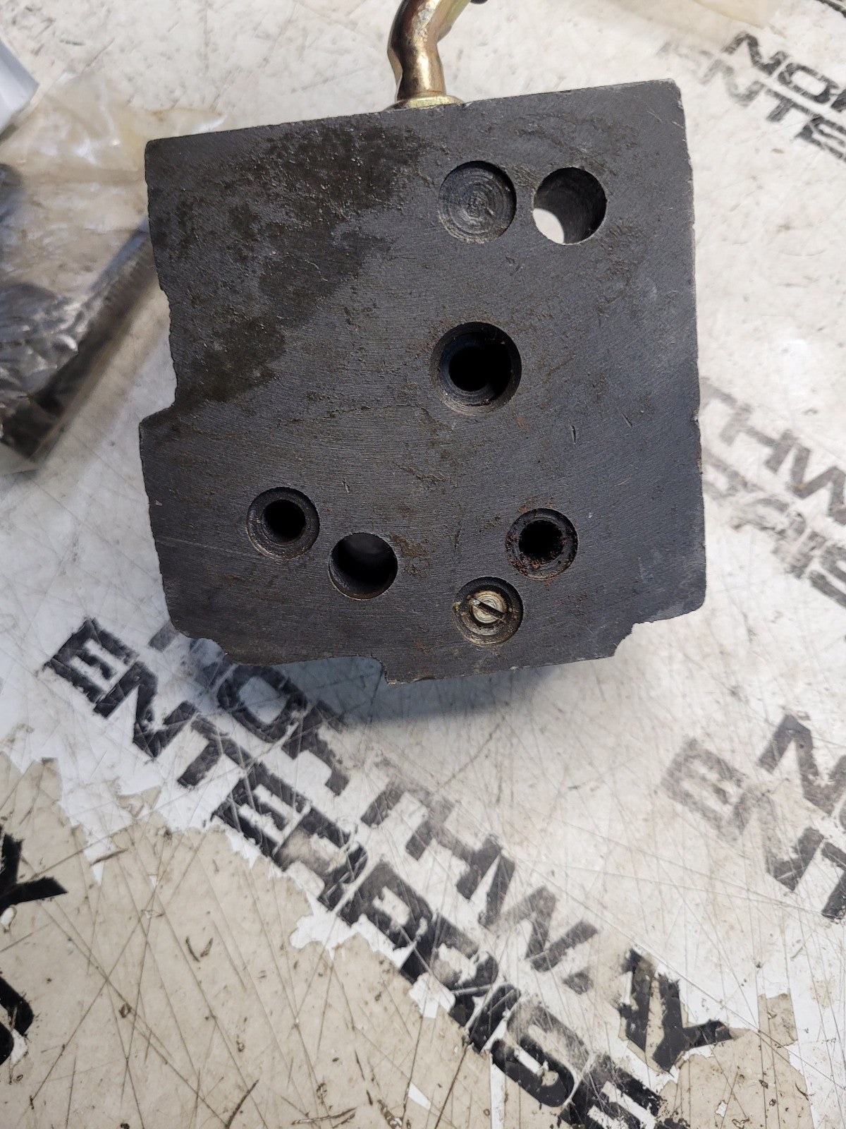 Bare-Co - 3 WAY ISOLATOR VALVE=MF | B 5210 B5210