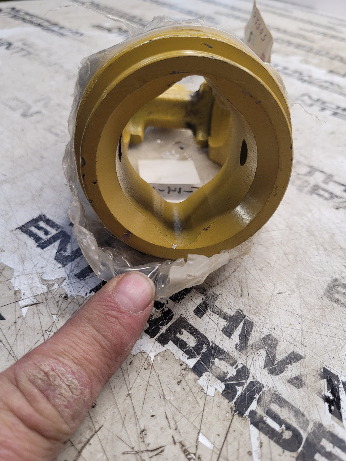 50520W YOKE BENZI 50520W 35.14.10