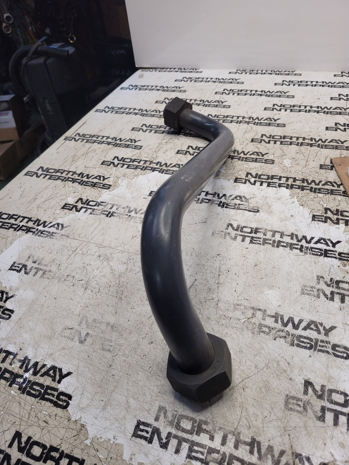 LC02H01097P1 - Lower Hydraulic Line Tube - NEW HOLLAND