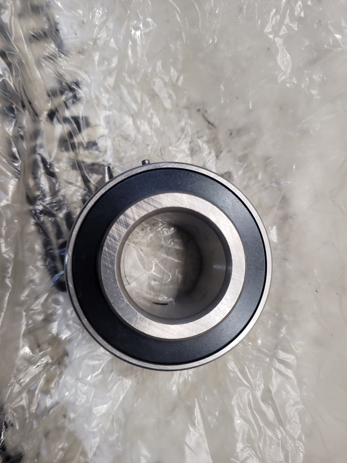 UC206-18 Wide Inner Ring Insert Bearing W/ Set Screw Locking 1-1/8"