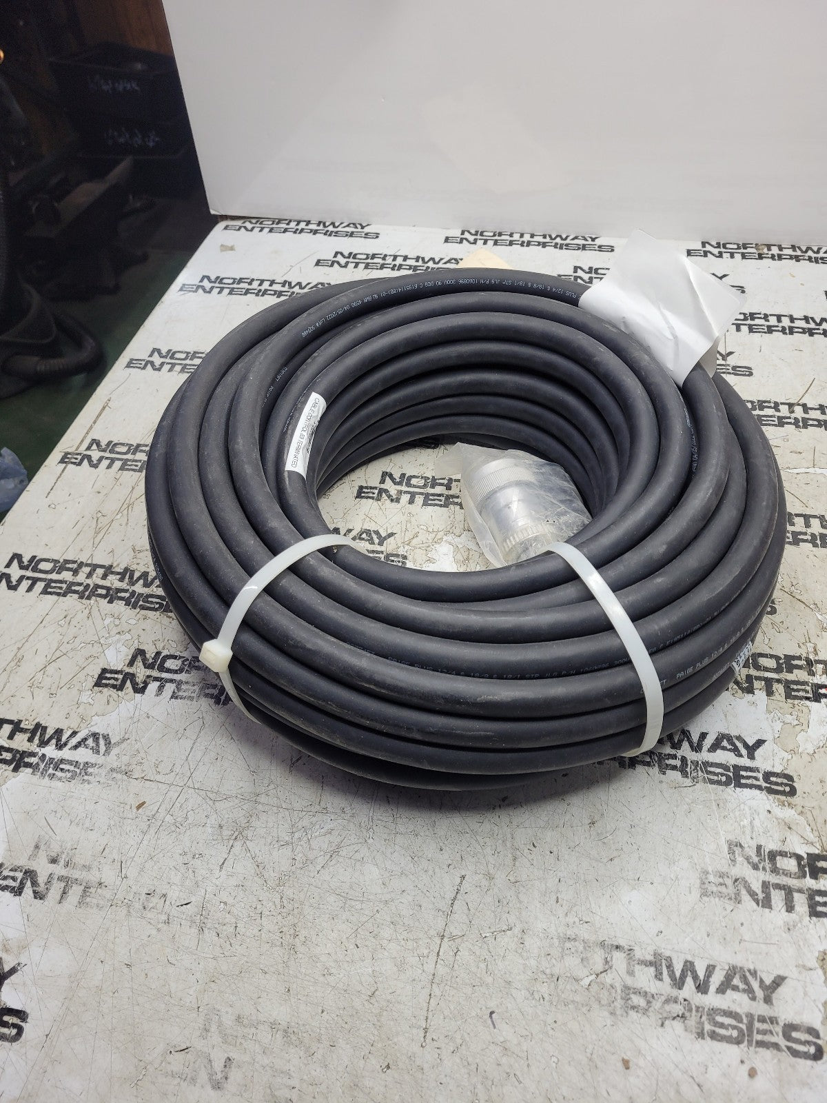 NEW JLG CONTROL CABLE 83FT 4922955