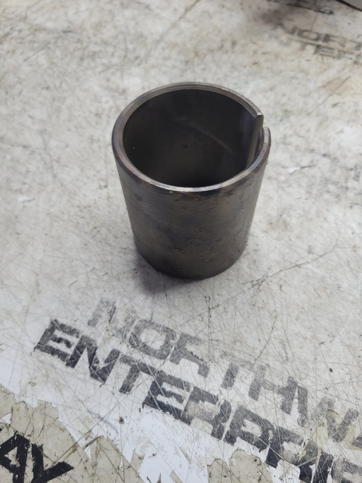 NEW EUCLID HITACHI E9115877 9115877 BUSHING