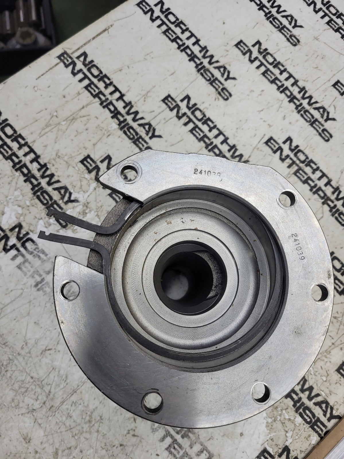 NEW Dana Spicer Stator Support P/N: 246844