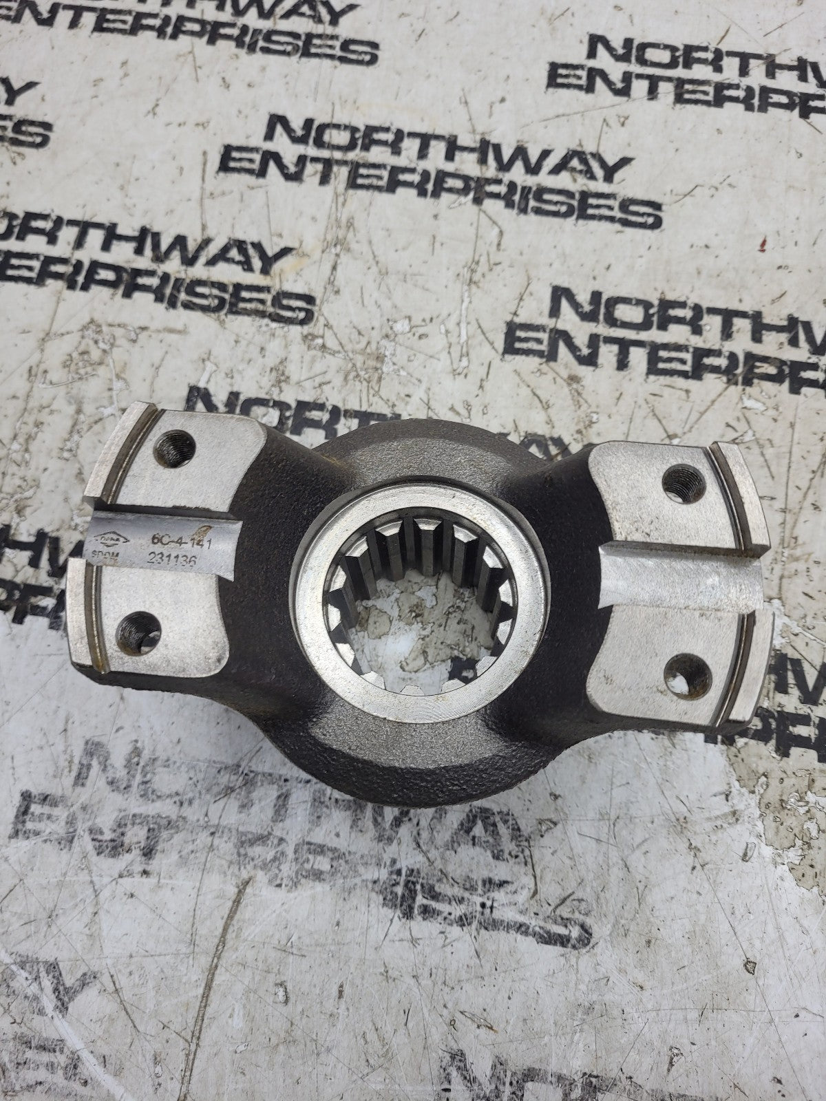 NEW Dana Spicer 231136 FLANGE