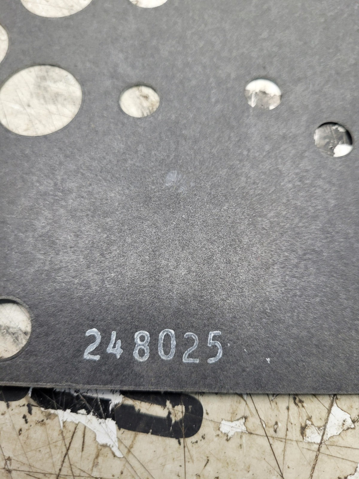 New Gasket OEM Dana Clark Part Number 248025 Paper Style