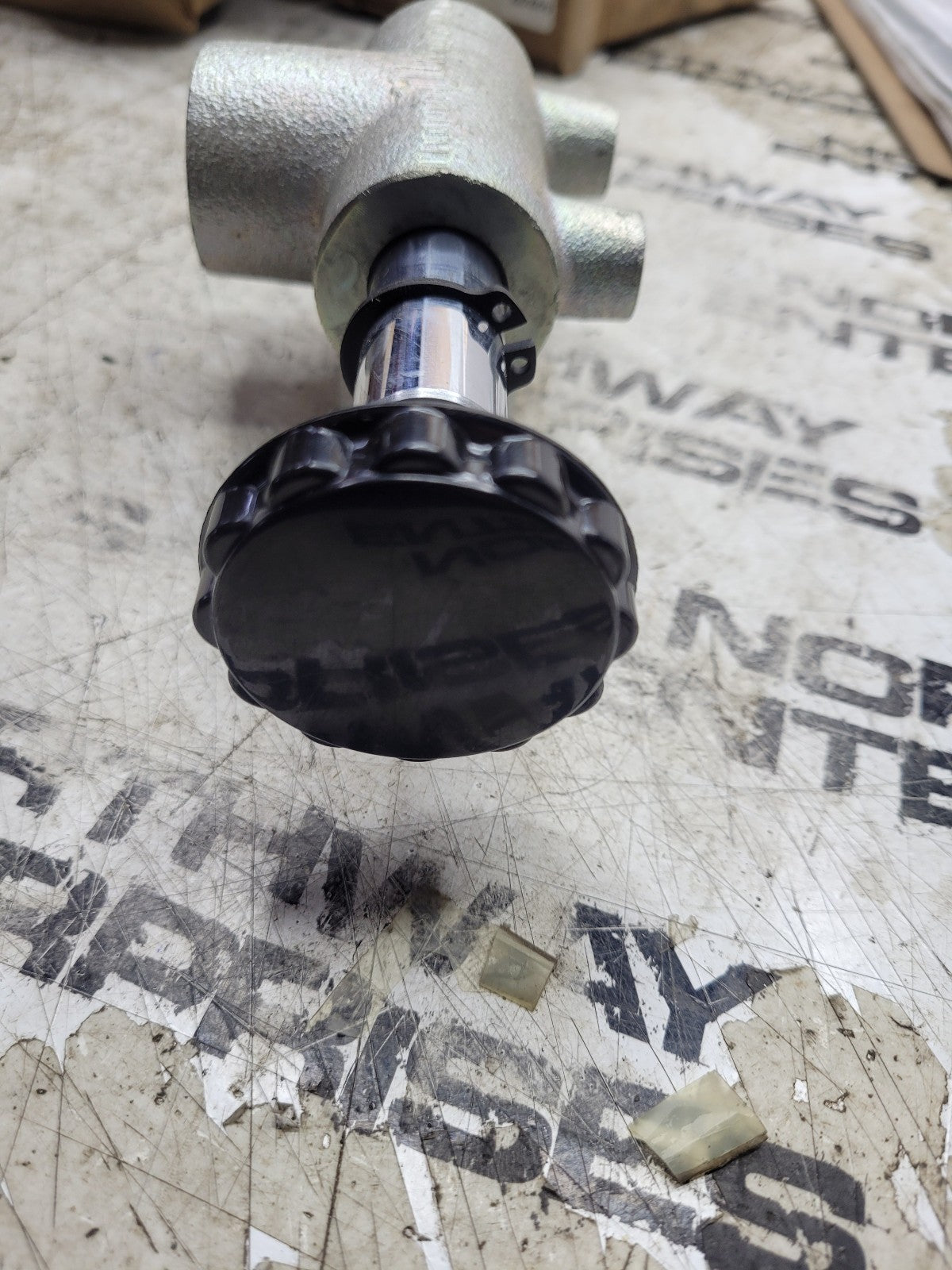 NEW SELECTOR VALVE 00983864 SM-8 PLATED BODY