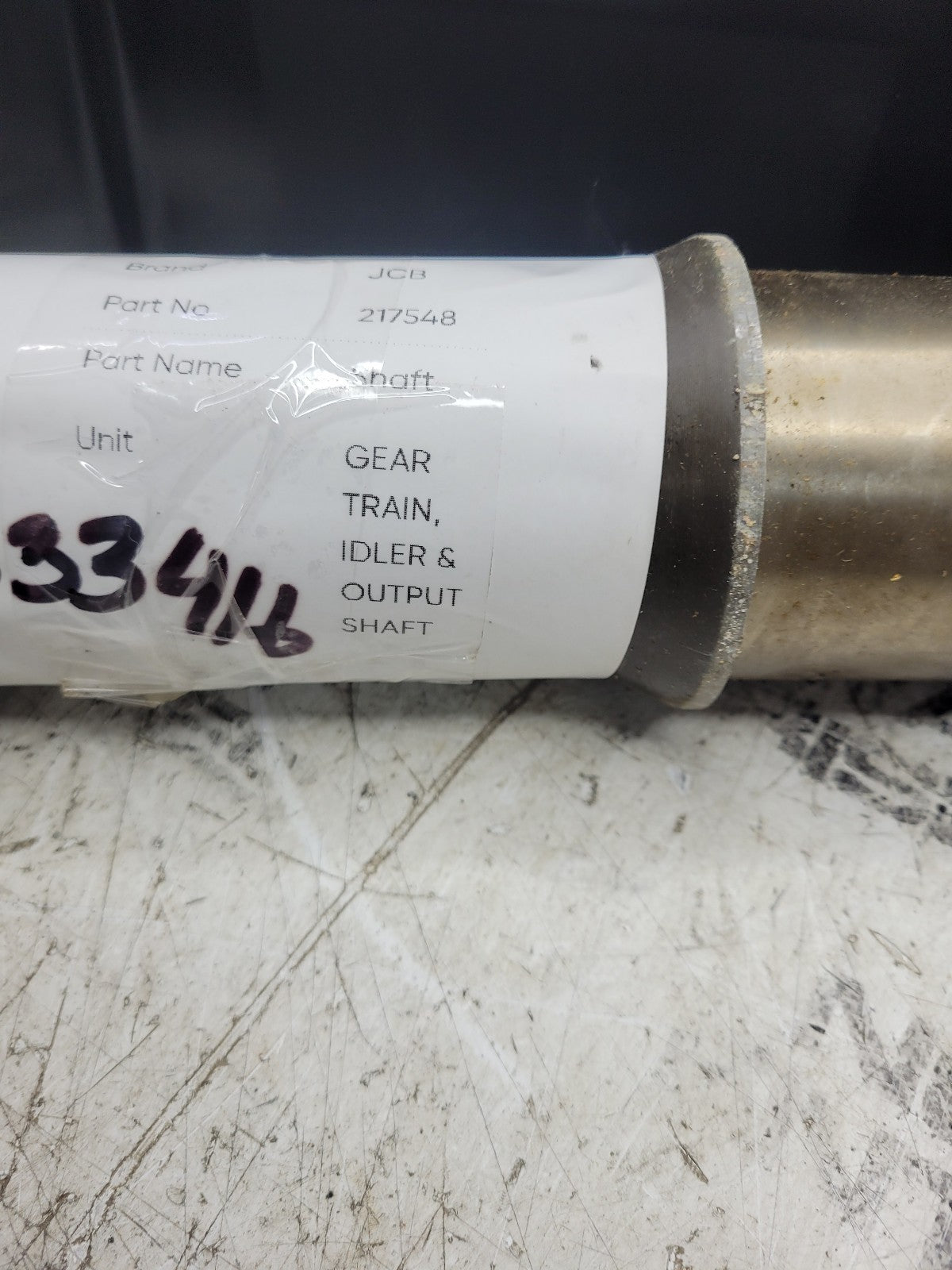 NEW 217548 JCB SHAFT