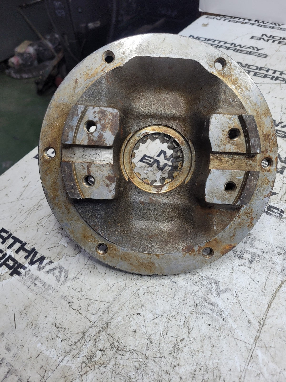NEW Dana Spicer Flange P/N: 247895