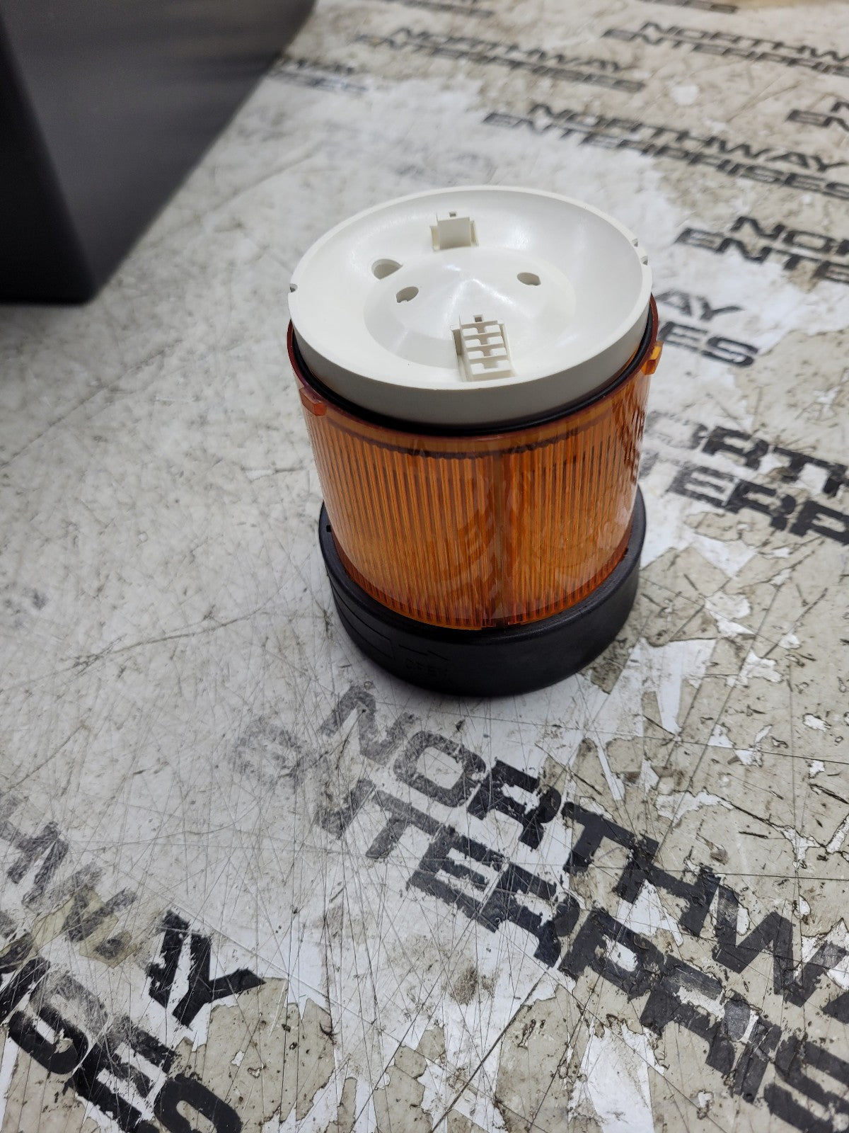 NEW XVBC4M5 SCHNEIDER XVB C4M5 HARMONY AMBER ORANGE FLASHING UNIT