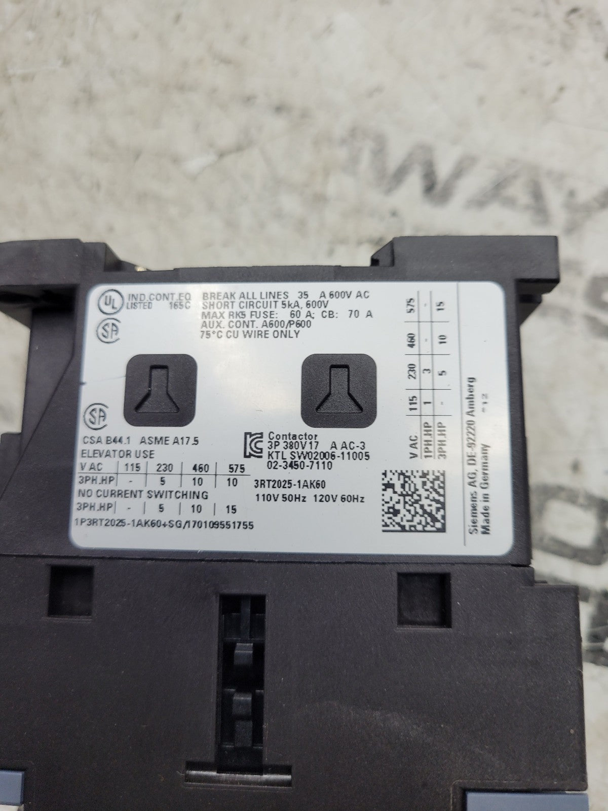 NEW 3RT2025-1AK60 3RT20251AK60 3 pole, 16 AMP contactor