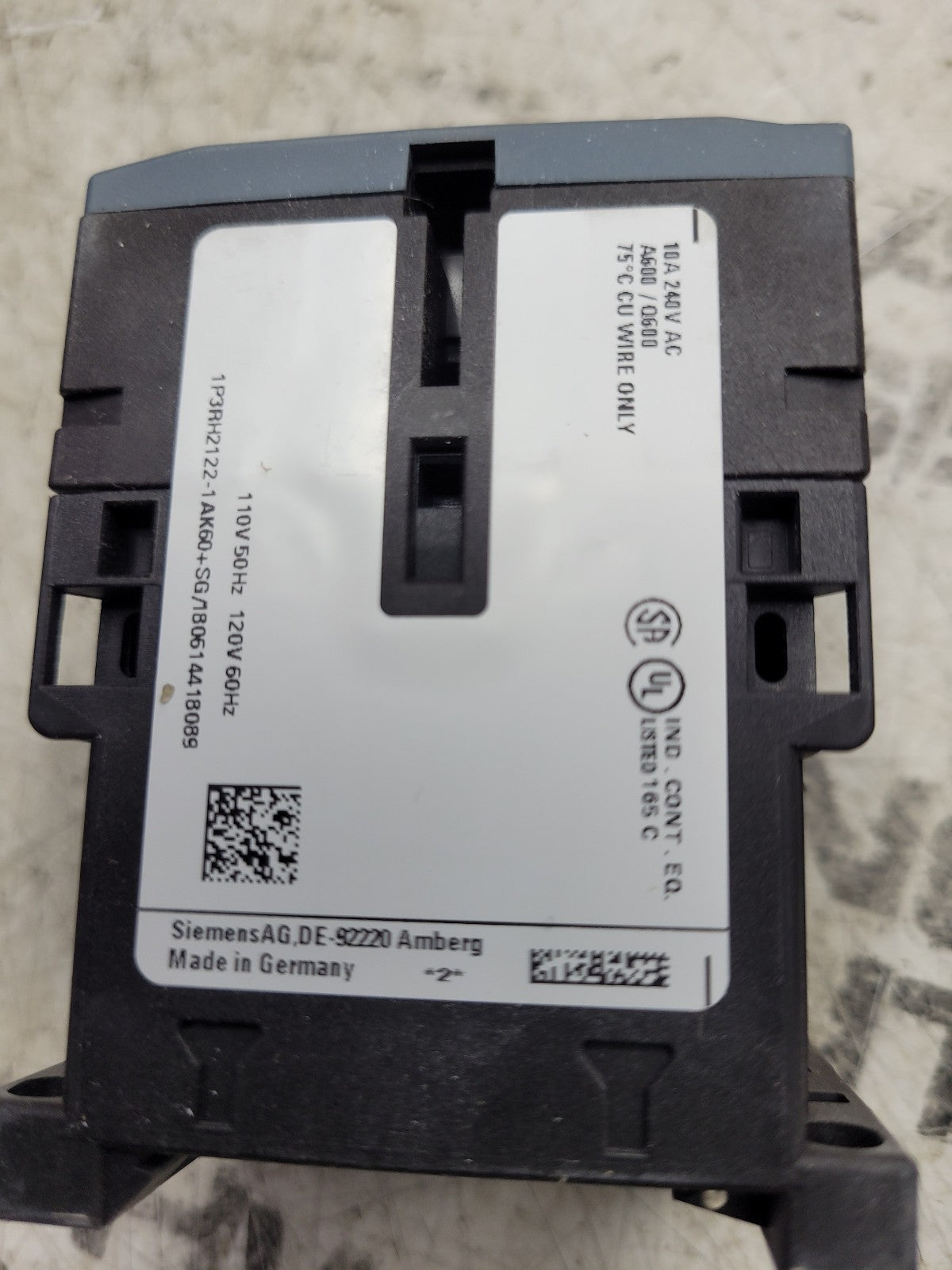 NEW 3RH2122-1AK60 SIEMENS CONTACTOR 10A