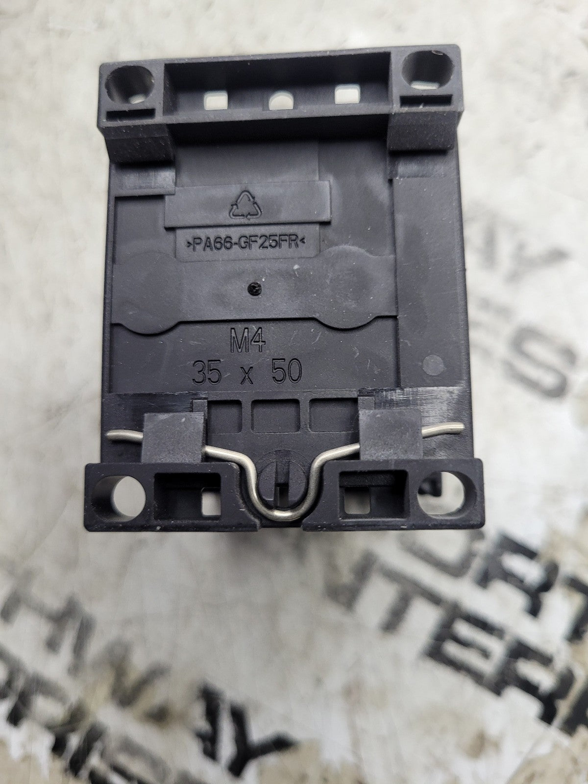 NEW 3RH2122-1AK60 SIEMENS CONTACTOR 10A