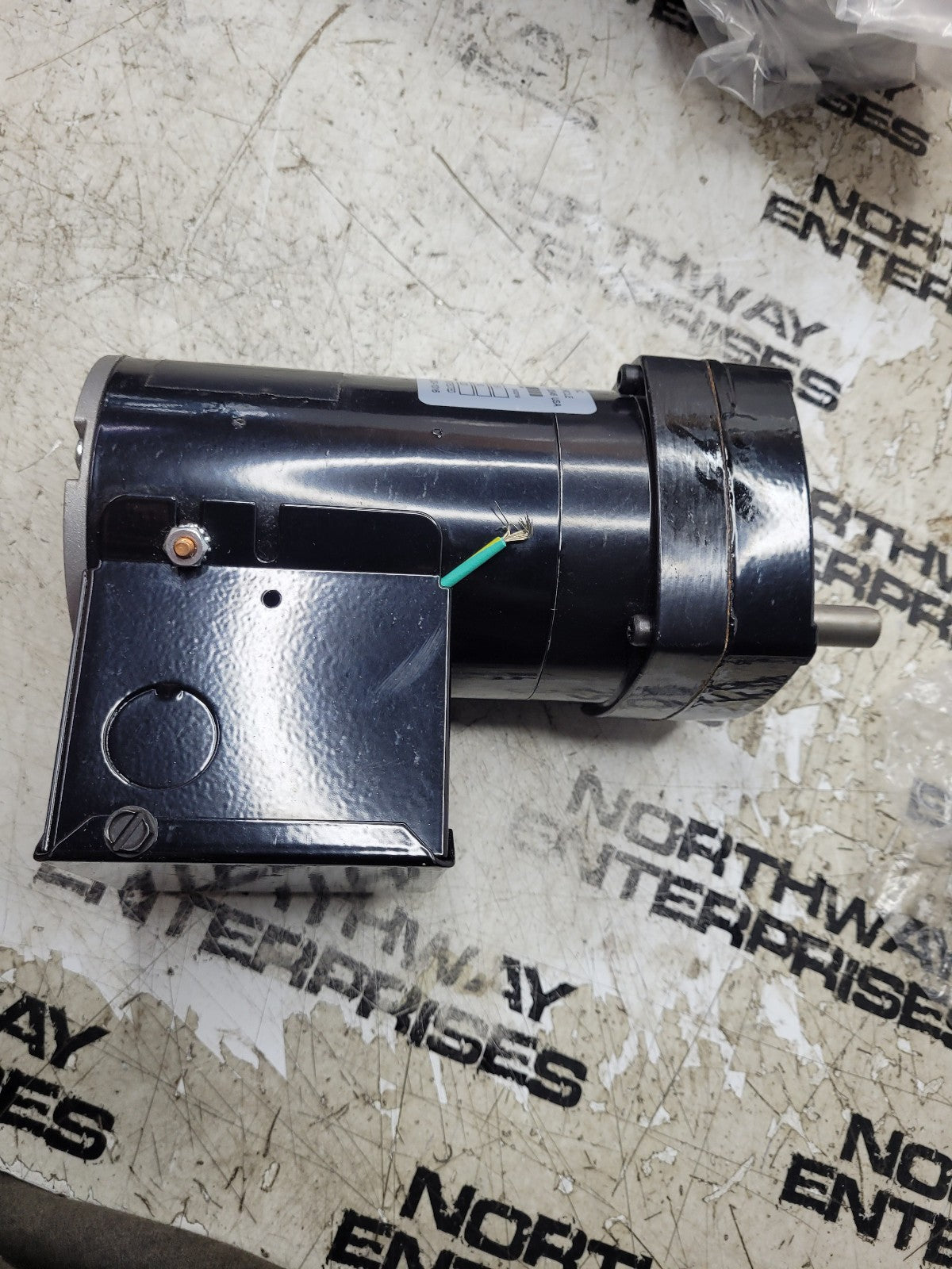 NEW CB2500 AC GEAR MOTOR 016-101-9006 CB33354