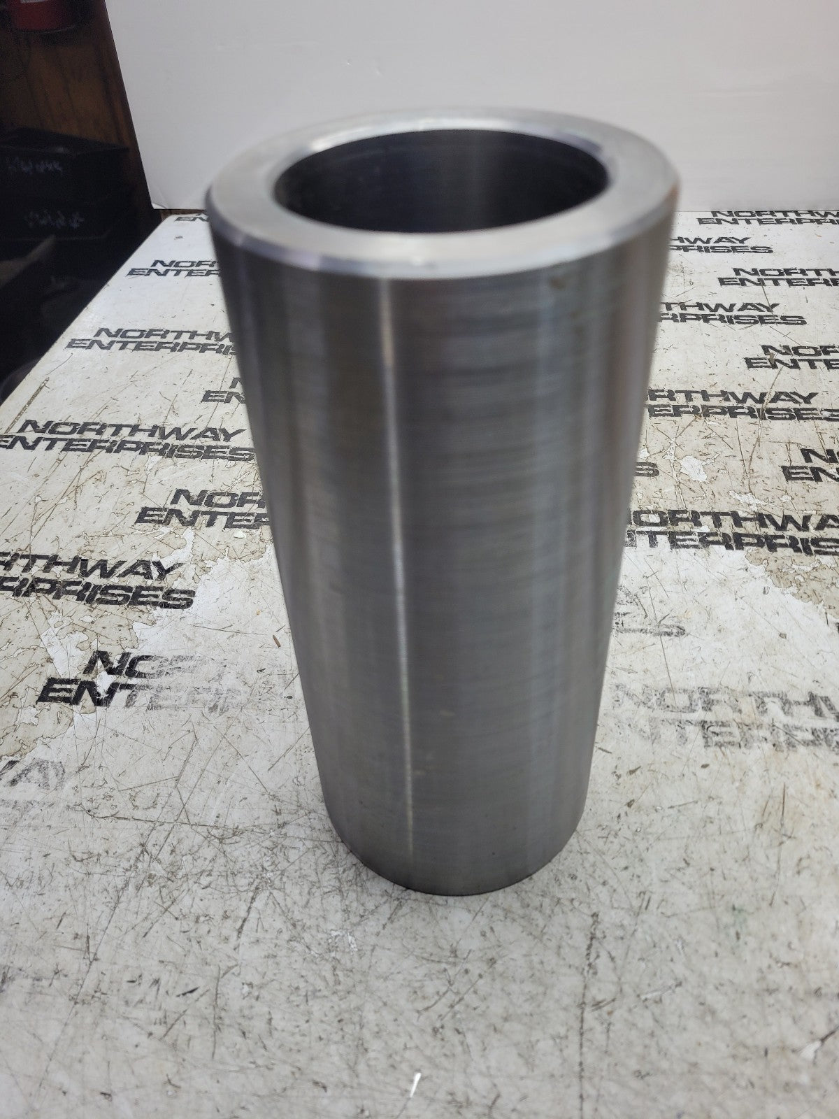 NEW E9101854 EUCLID HITACHI BUSHING 9101854