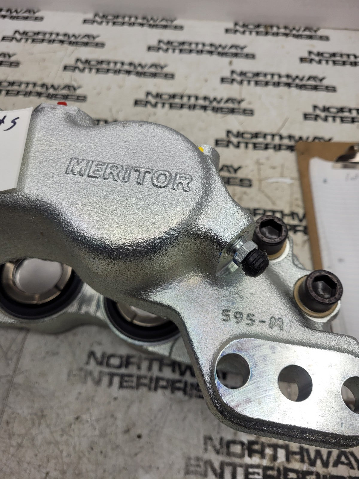 NEW 4221468C91 Brake Caliper (CALIPER ONLY NO OTHER PARTS INCLUDED)