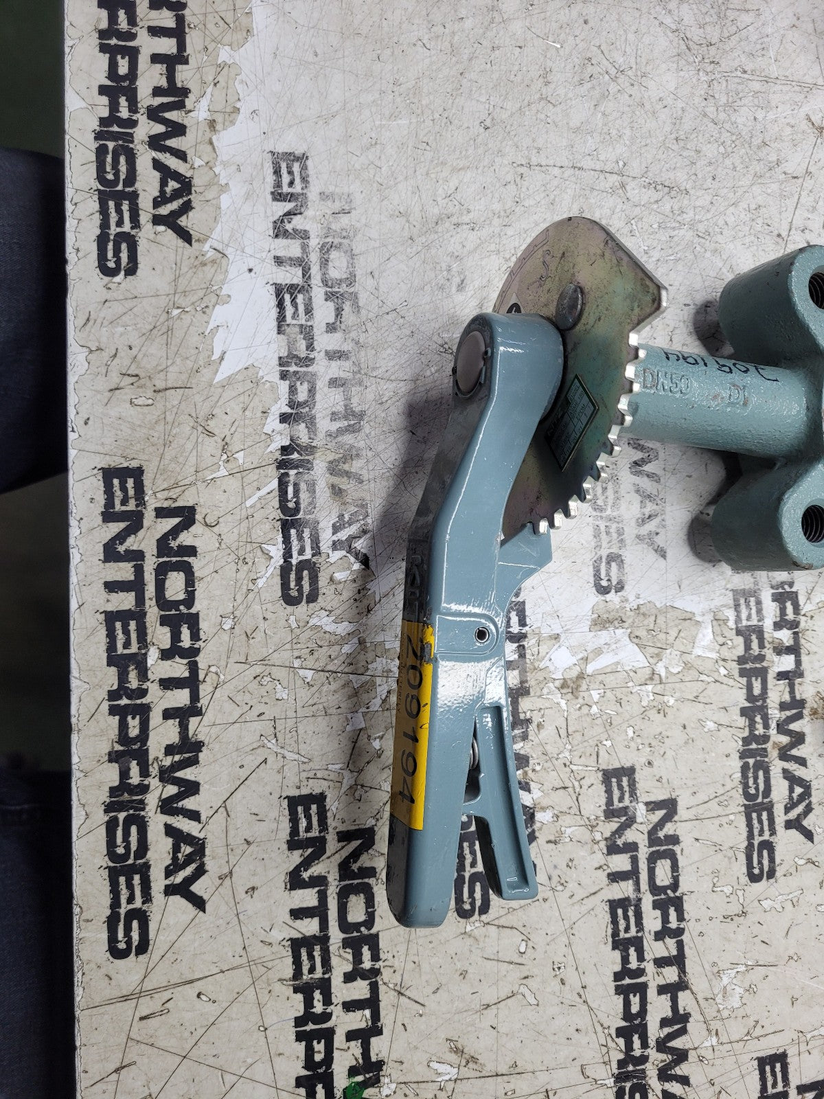 NEW 200DJLAE KITZ ASME 150 ALBRZ EPDM 6122EL BUTTERFLY VALVE