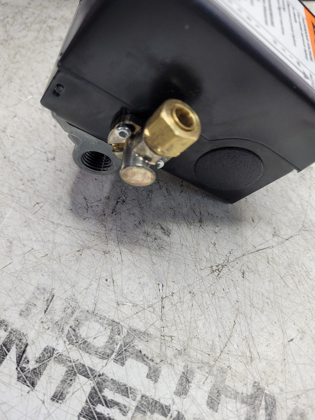 NEW INGERSOLL RAND # 56288020-01 PRESSURE SWITCH