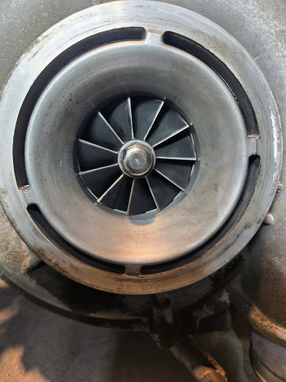 12642130 GM OEM LGH DURAMAX 6.6L USED TURBOCHARGER