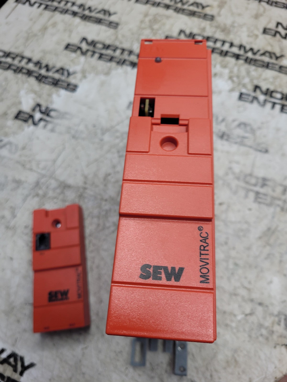 NEW SEW Eurodrive Movitrac MC07B0004-2B1-4-00 Converter MC07B00042B1400