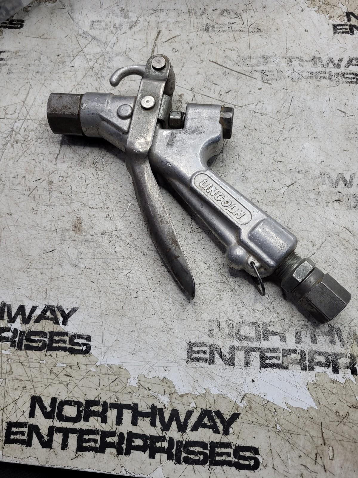 USED Lincoln Industrial 82906 Non-Metered Control Valve, ½" NPT, 1,000 psi