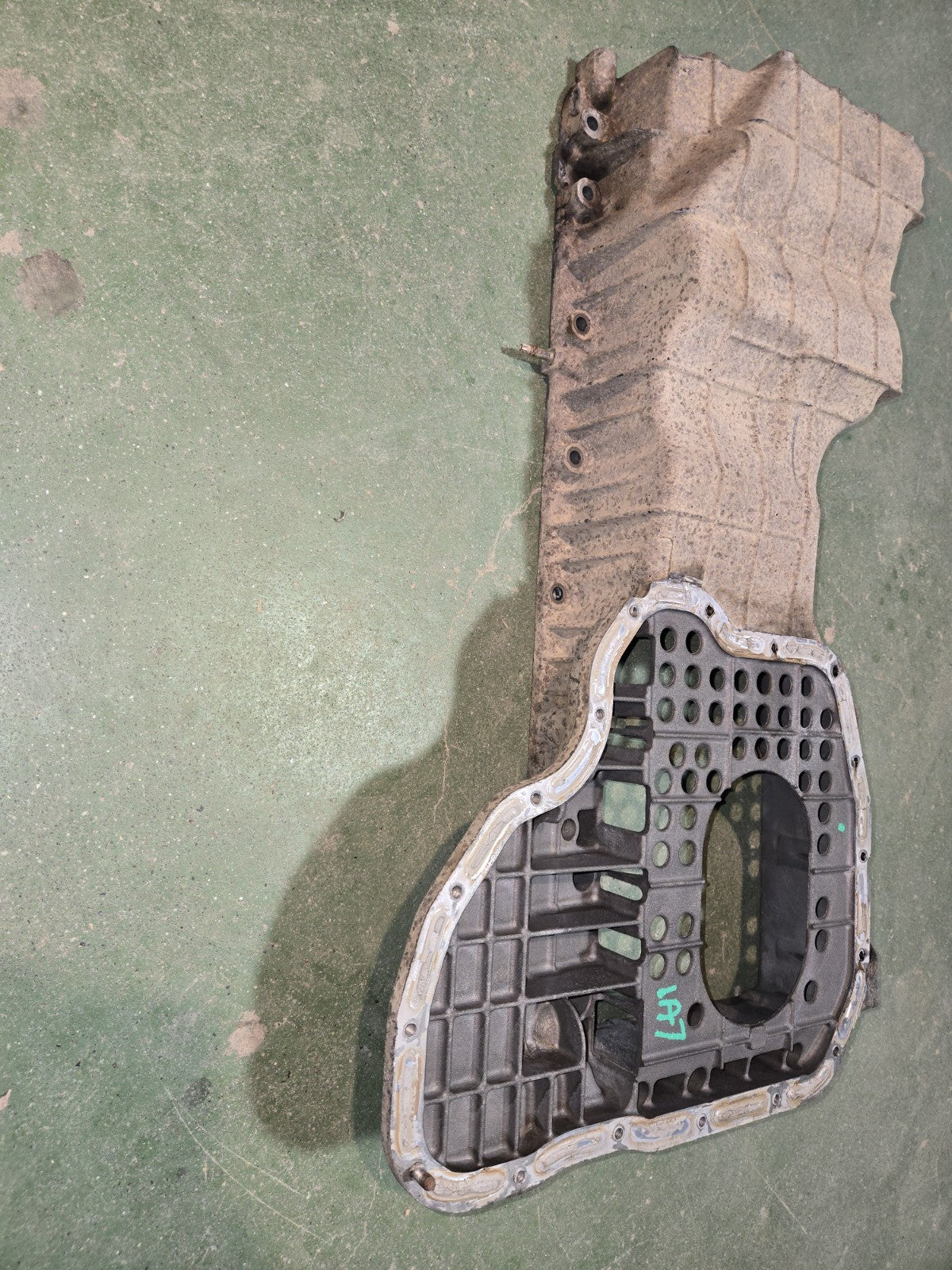 2001-2010 6.6L Duramax Diesel LB7 LLY LBZ LMM Upper Engine Oil Pan 898005231