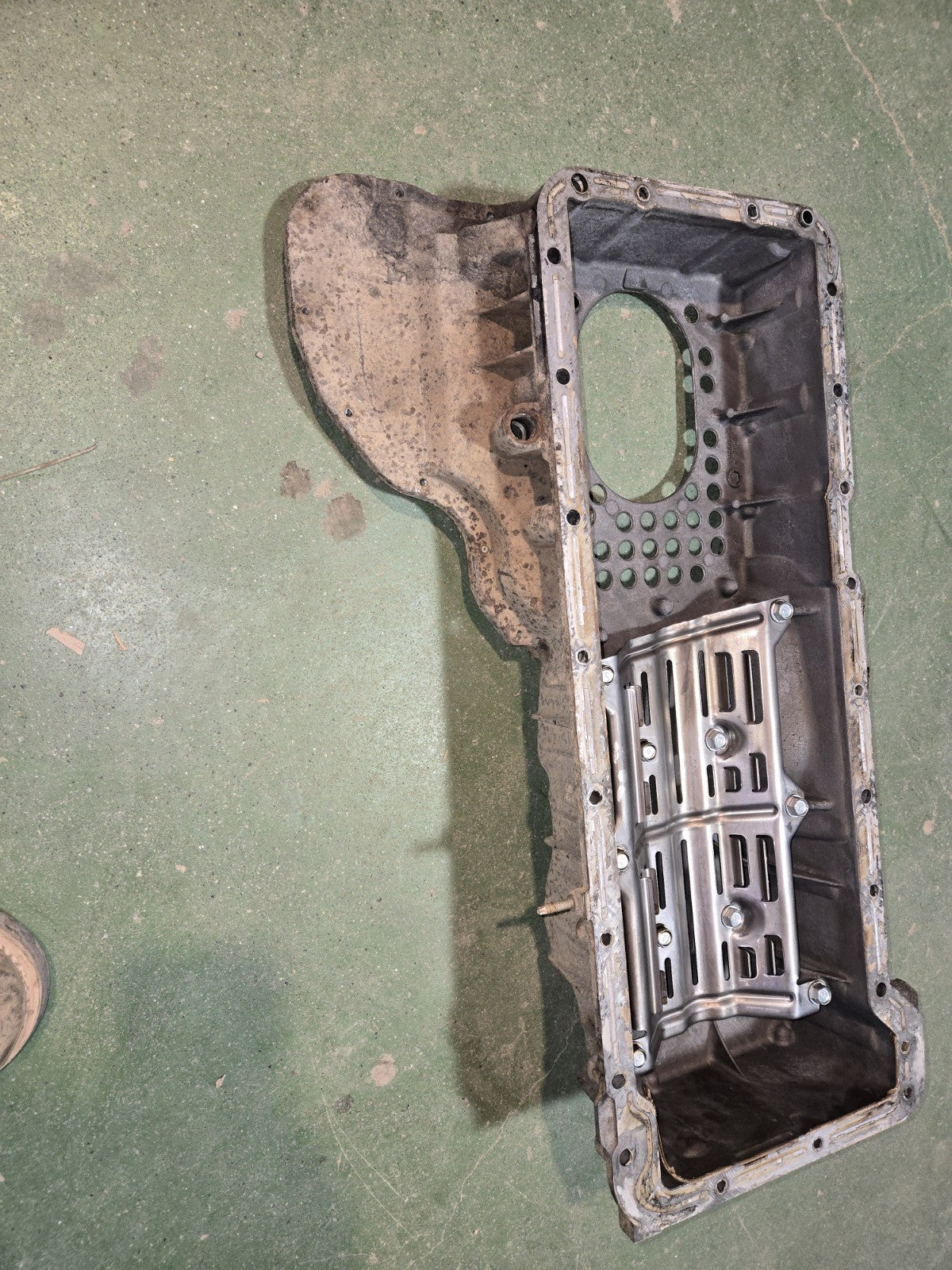 2001-2010 6.6L Duramax Diesel LB7 LLY LBZ LMM Upper Engine Oil Pan 898005231