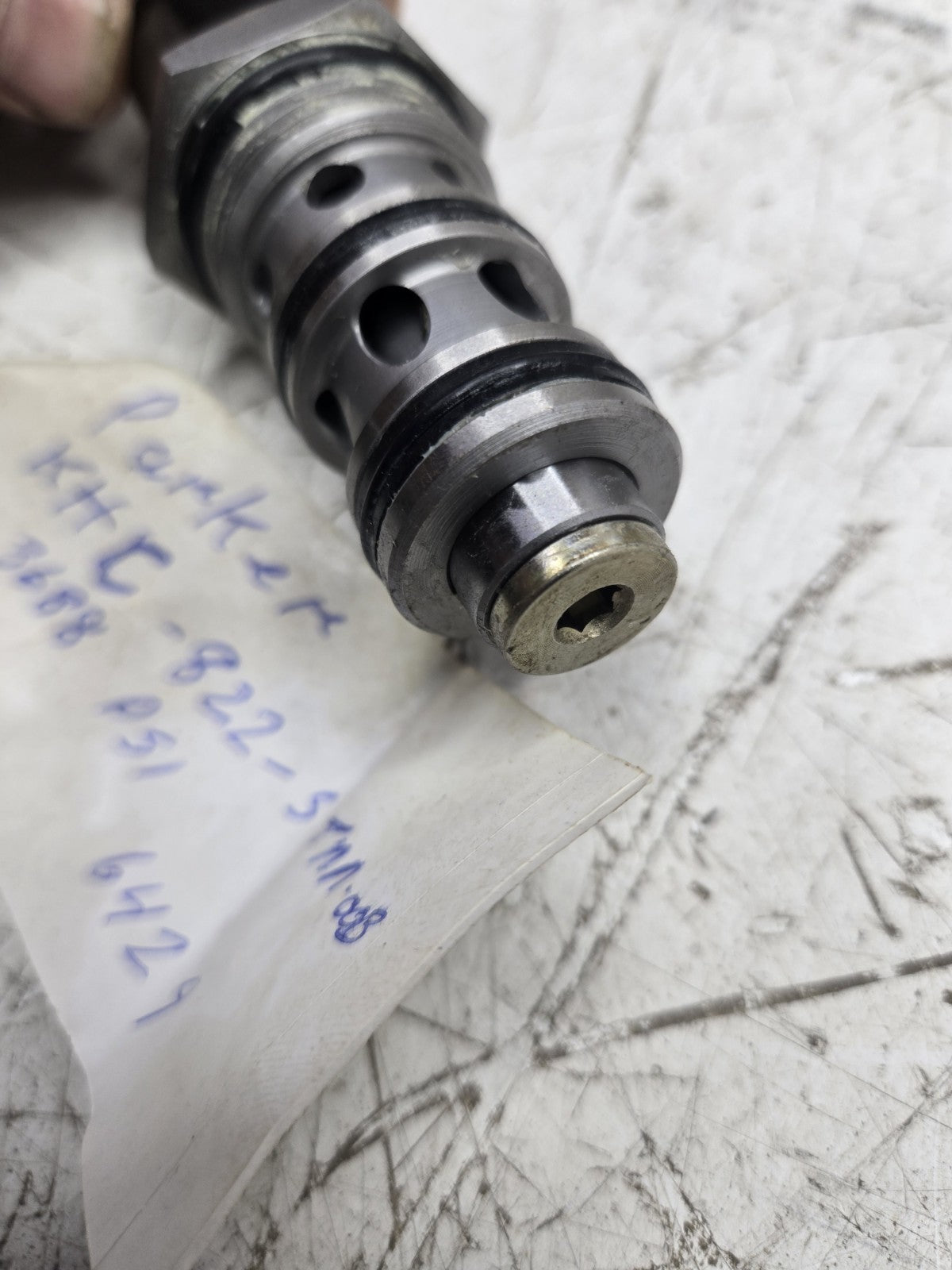PARKER MHC-822-SJNH-00B Standard Pilot Assisted Load Control Valve