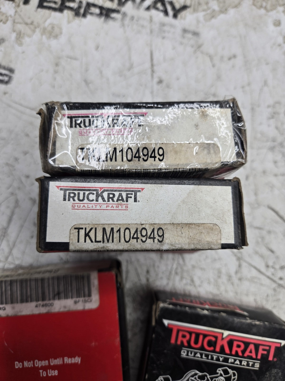 SET OF 4 TRUCKRAFT TKLM 104949 BEARINGS