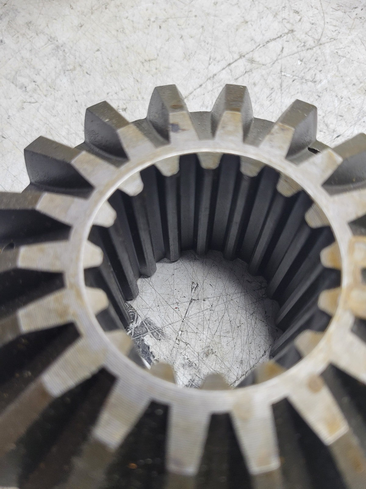 NEW 2107045 Clark Equipment Co: SIDE GEAR 16SPL 1390/BD50