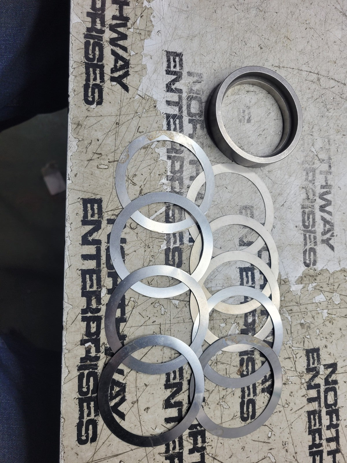NEW DANA SPICER SPACER KIT 842193