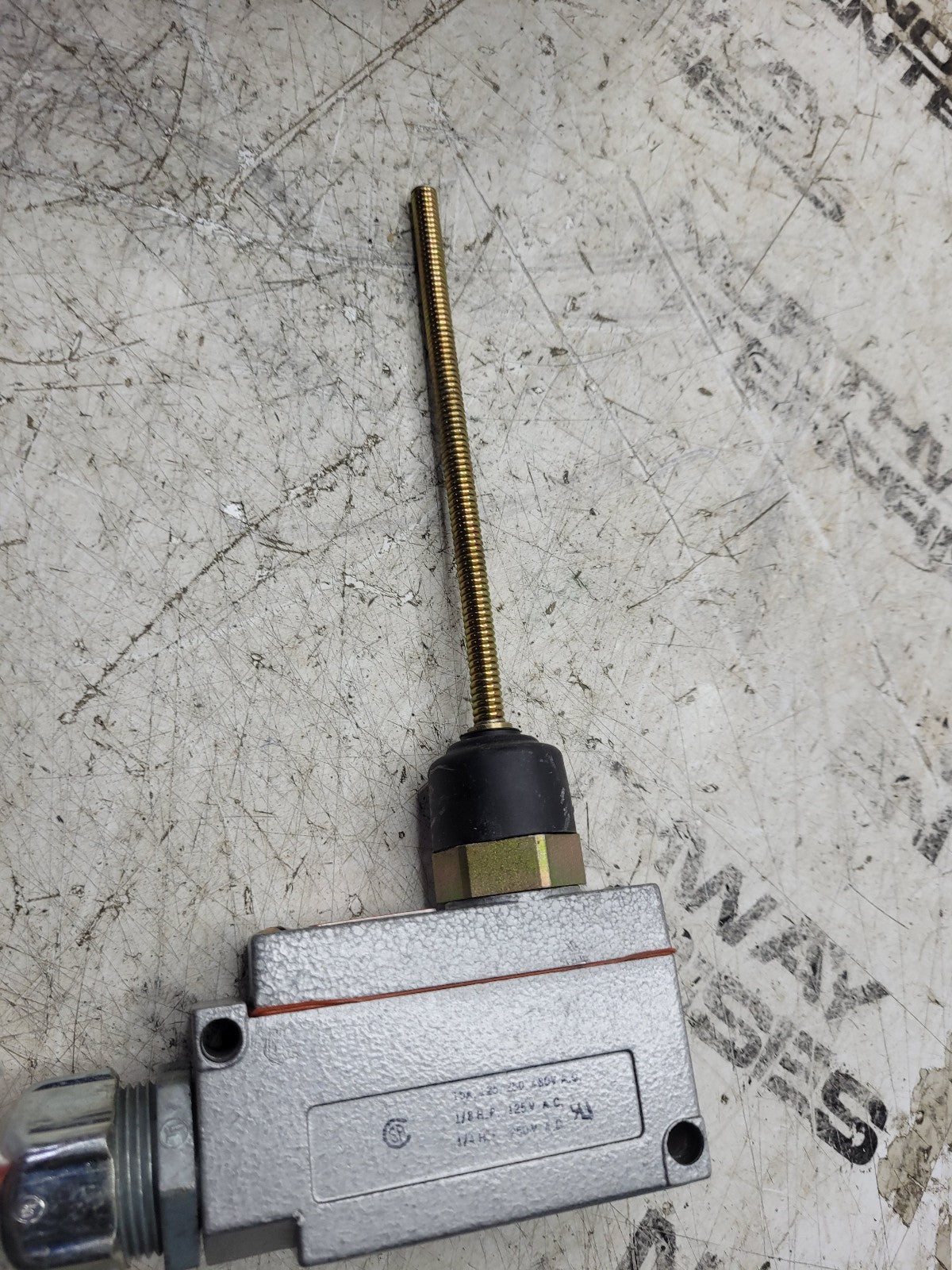 New E12598162 12598162 SWITCH BRUHESS GATESHEAD
