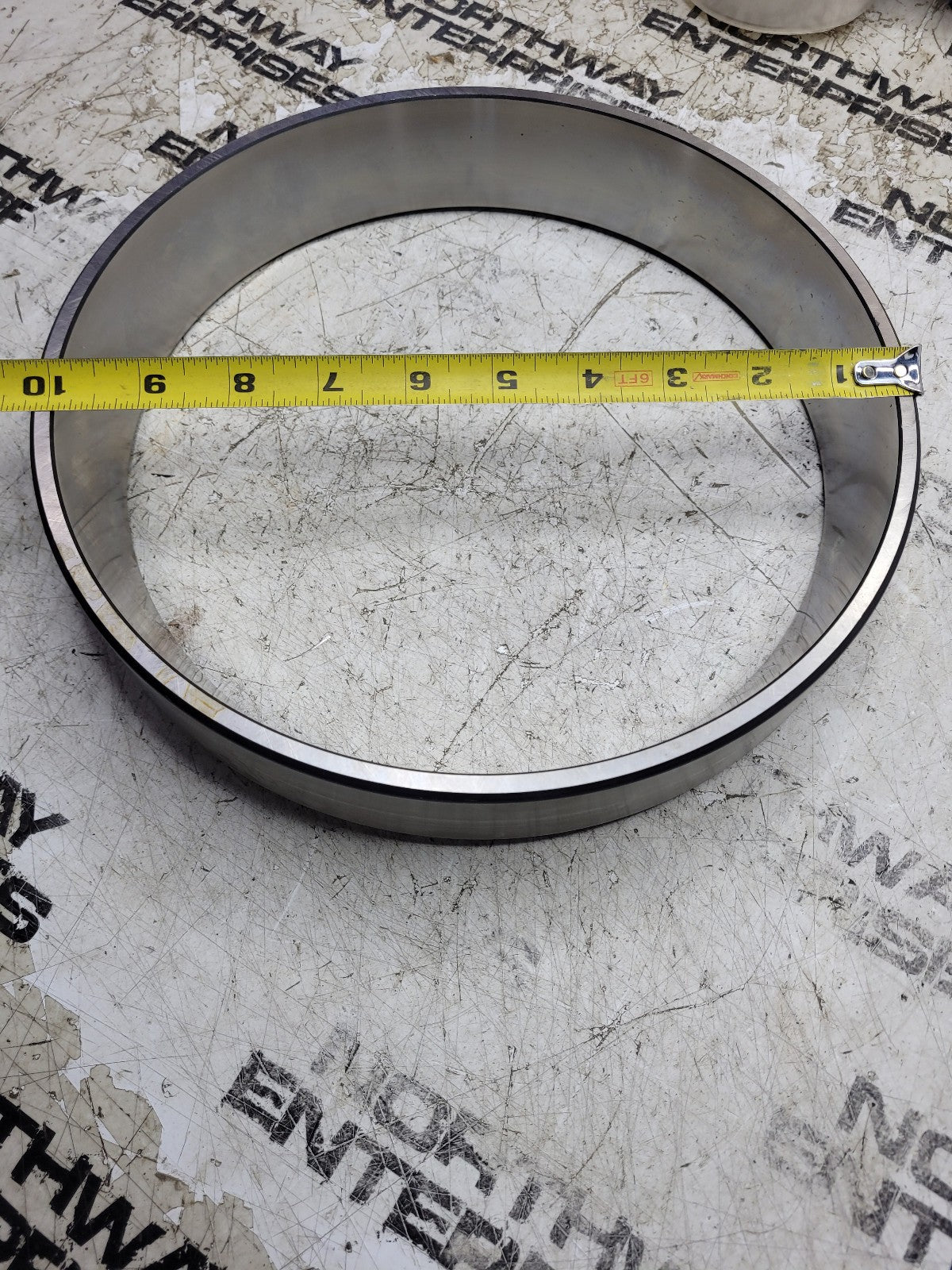 NEW E12593266 EUCLID HITACHI BEARING CUP NP120899 12593266
