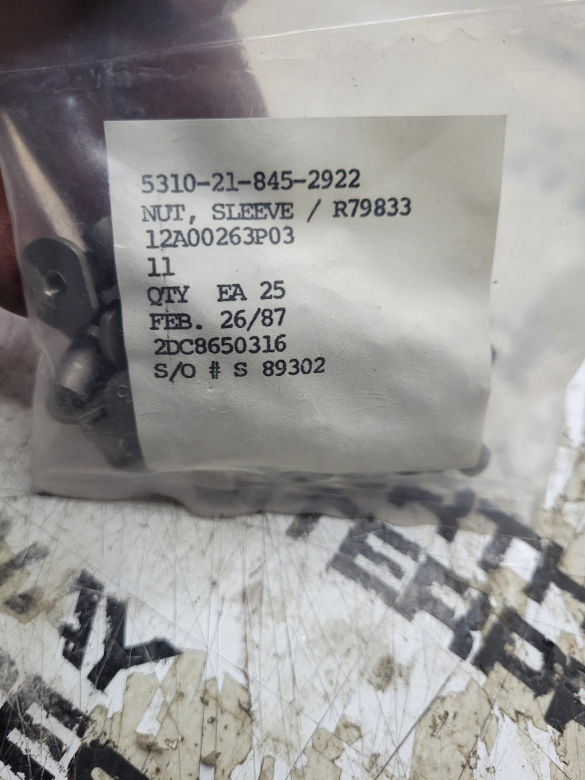NEW OLD STOCK LOT OF 325 PC NUT SLEEVE 5310-21-845-2922 / R79833