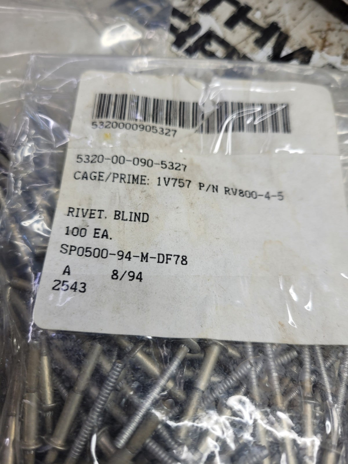 NEW OLD STOCK LOT OF 250 PC RIVETS 5320-00-090-5327 / RV800-4-5