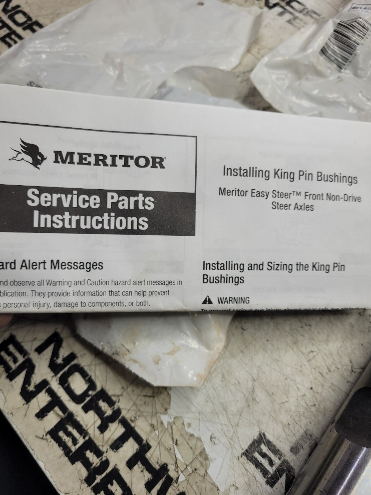 NEW MERITOR R201605 / CC4Z-3111-A KING PIN KIT PLEASE VIEW ALL PICS