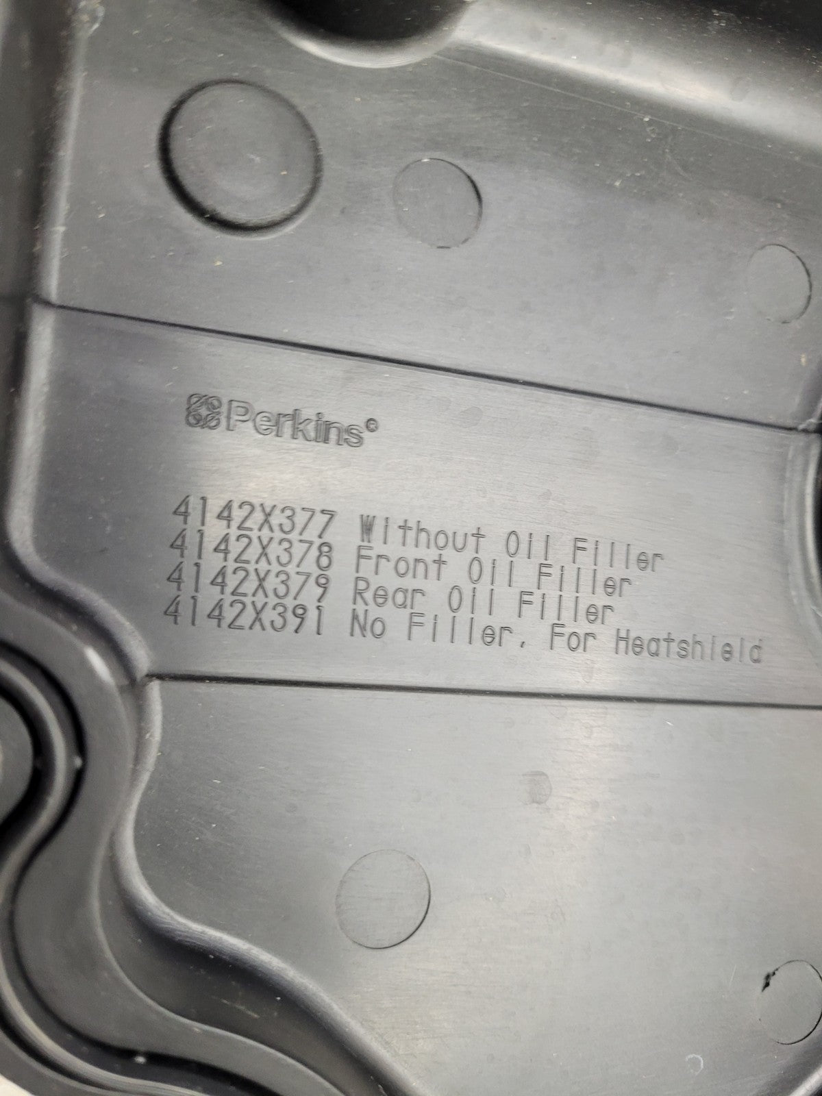 NEW 4142X379 PERKINS VALVE COVER C4.4 571-1821 303-5781 Cover 521-8085 308-1793