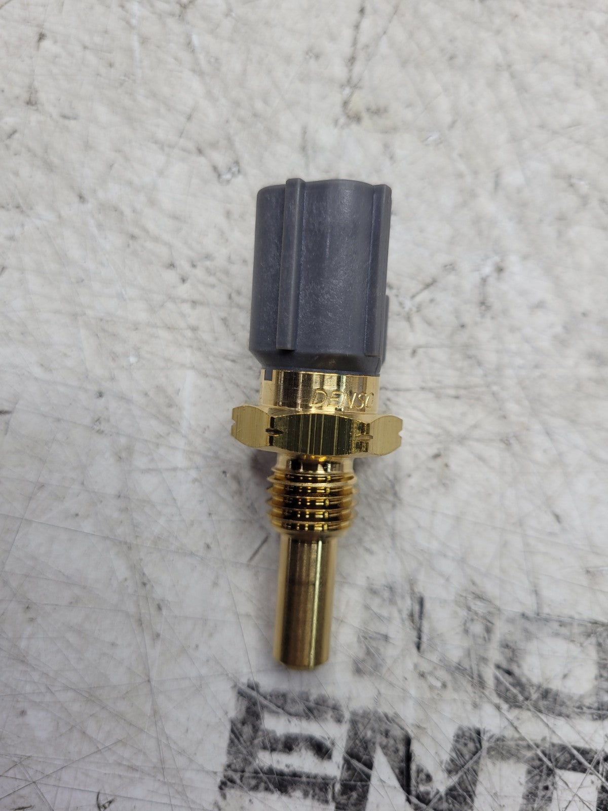 NEW CAT 377-6954 WATER TEMPERATURE SENSOR 3776954 CATERPILLAR