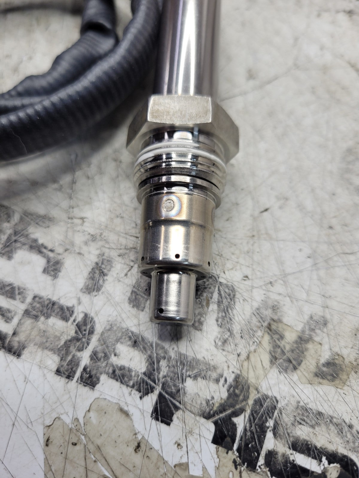 NEW CAT 606-2071 CATERPILLAR 6062071 Nitrogen Oxide (NOx) Sensor