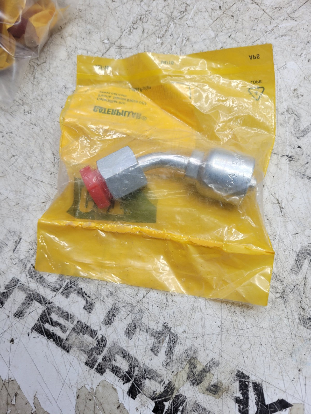 NEW CAT 124-2264 1242264 Hydraulic DIN 45 Degree Female Swivel Fitting M16 X 1.5
