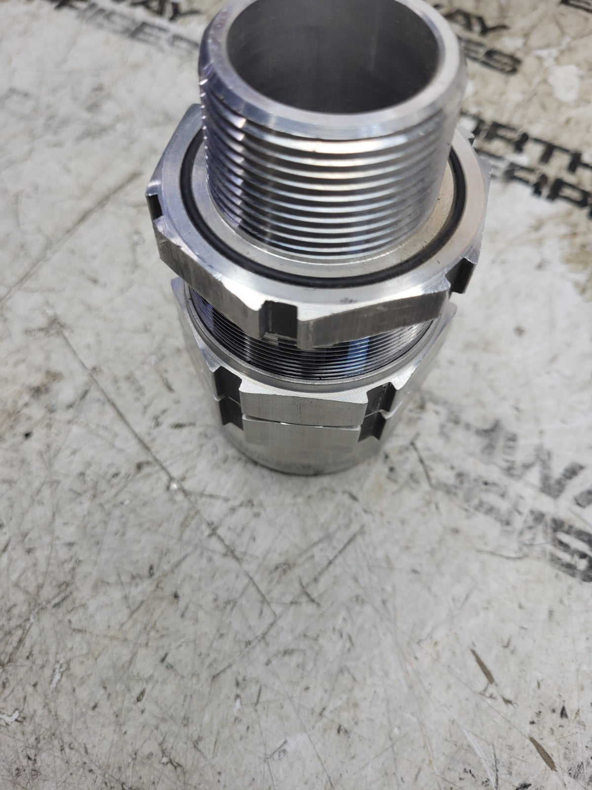 TMC2 SIZE 162 1-1/4" NPT CABLE CONNECTOR TMC2-125162A